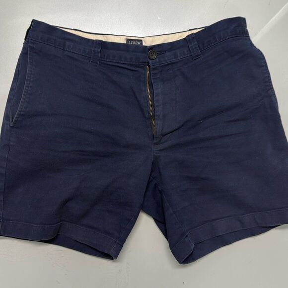 J. Crew Mens Chino Shorts - Navy Blue - Size 33 LIKE NEW with 7" Inseam - Picture 1 of 4
